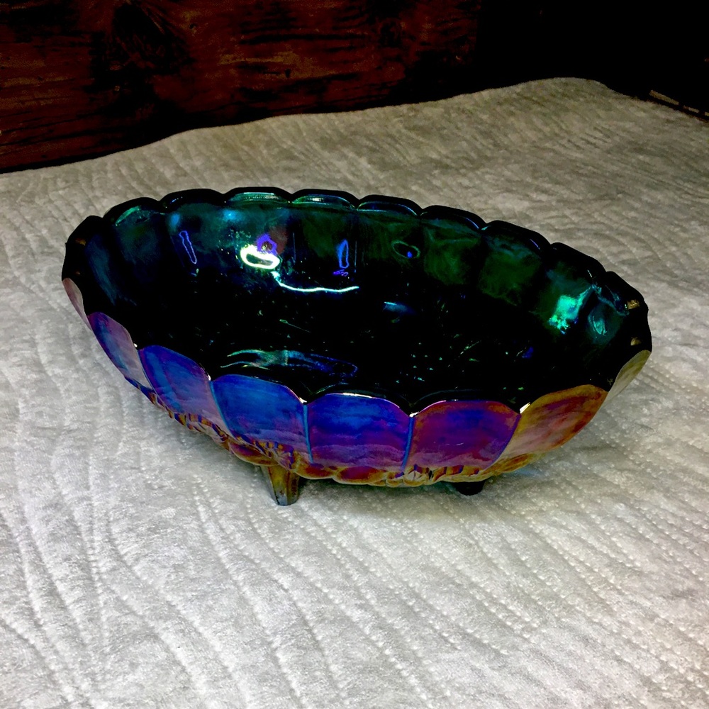 Vintage Indiana glass Carnival footed Fruit Bowl